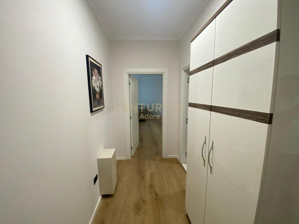 🏡 Me Qira Apartament 1+1 | Kati i 5-të | Pallat i Ri me Ashensor | 1000 €/muaj
