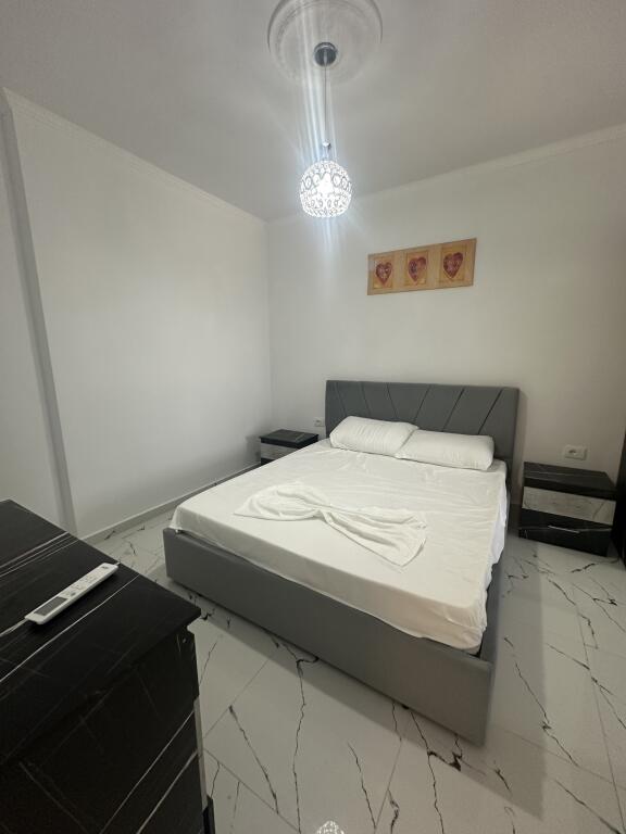 Apartament 2+1 i mobiluar tek Golden Park 3