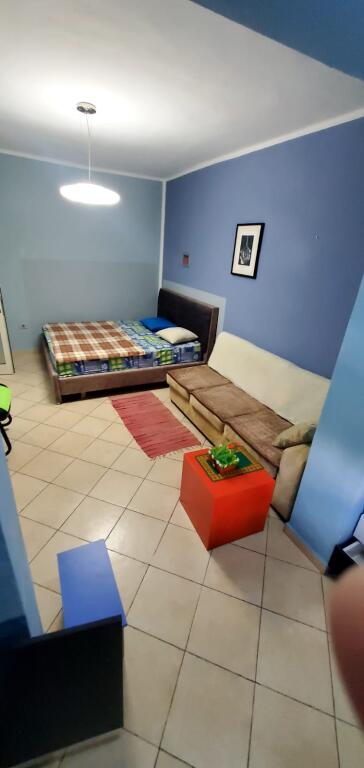 Appartamento 1+1 con cucina separata in affitto in Via Bardhyl