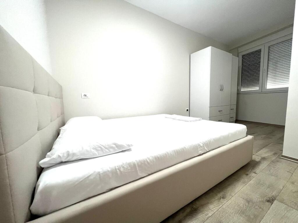 1+1 for rent Pazari i Ri