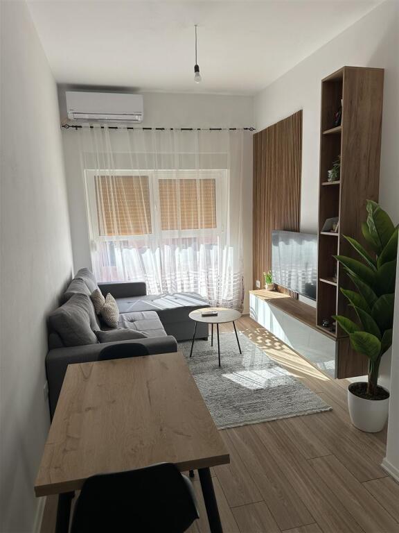 Apartament 1+1 me qira ne Mangalem