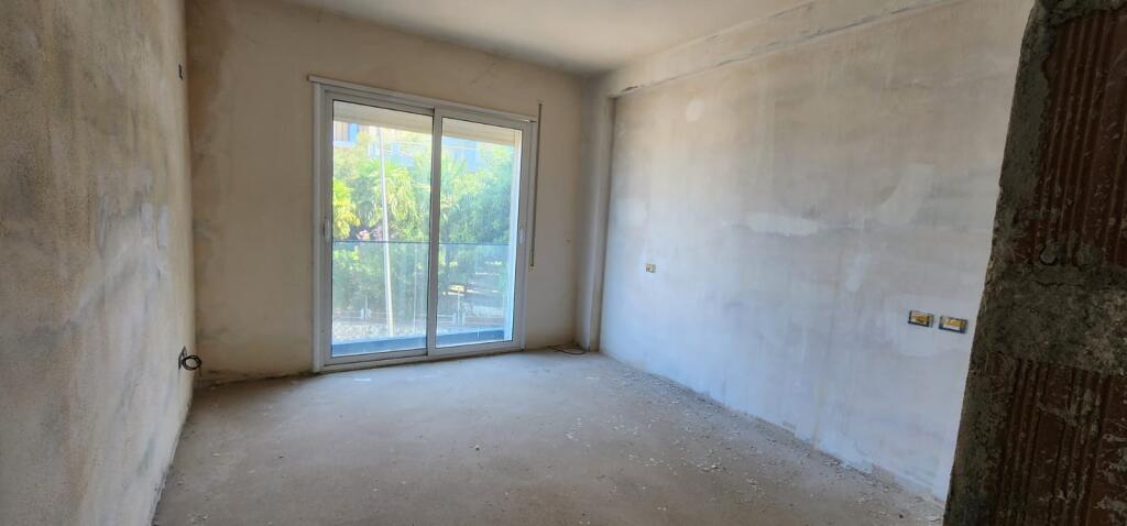 Appartamento Con Vista Mare In Vendita A Vlora