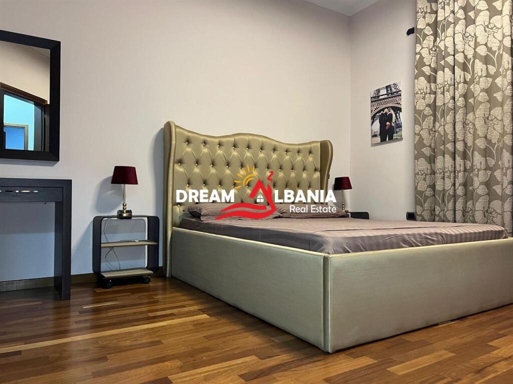 Duplex 3+1+2 + Parcheggio in affitto presso Kristal Center (ID 4231464)
