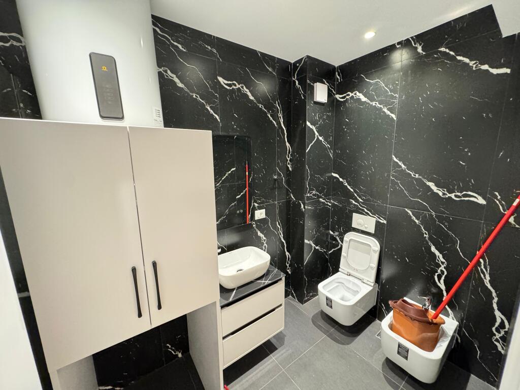 Jepet me qera apartament 2+1+2, Kodra e Diellit