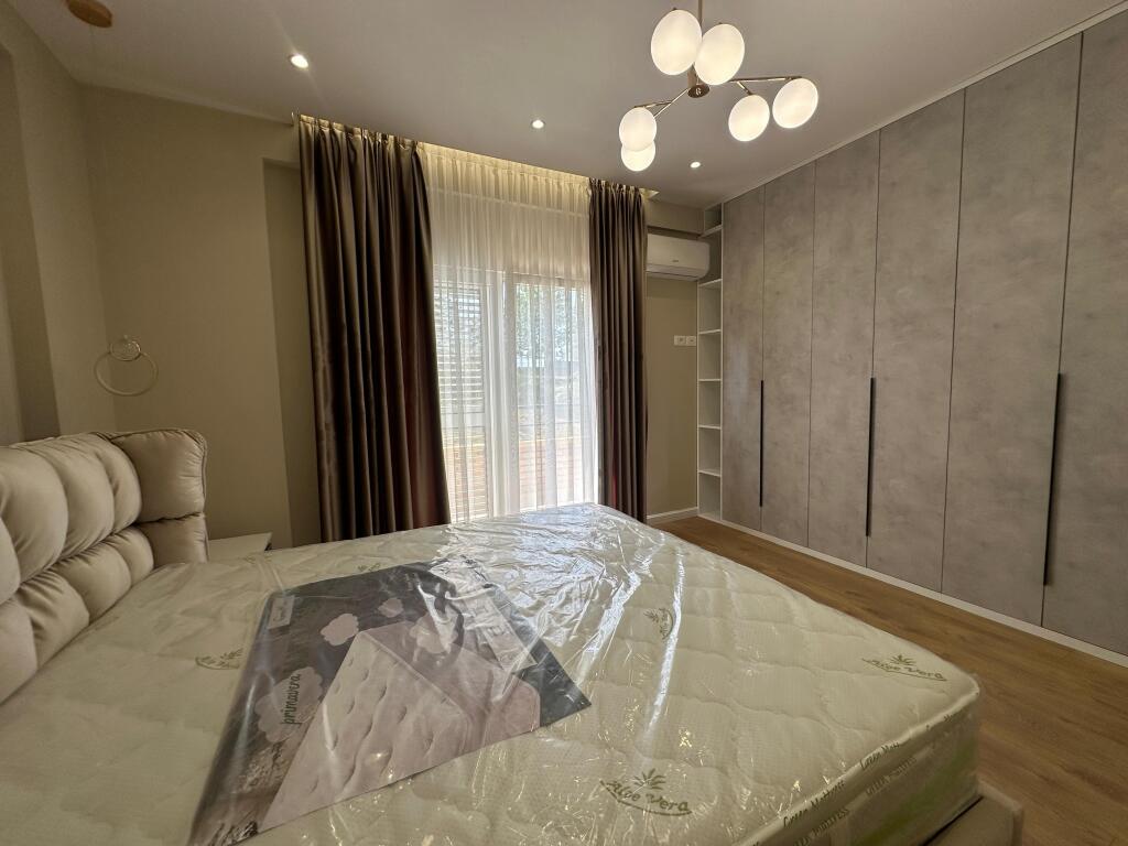 APARTAMENT 2+1+2 ME POST PARKIMI | ME QIRA | LIQENI I FARKËS*