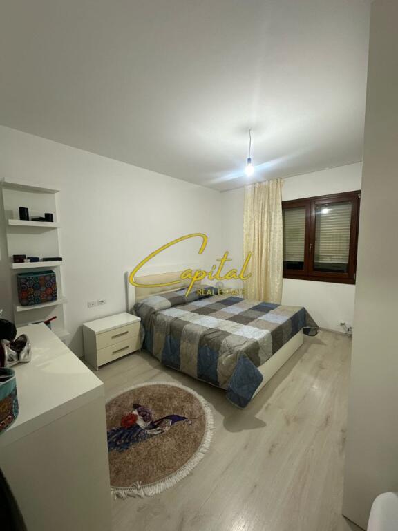 APARTAMENT ME QERA 1+1 KOPSHTI BOTANIK 50.000 LEKE