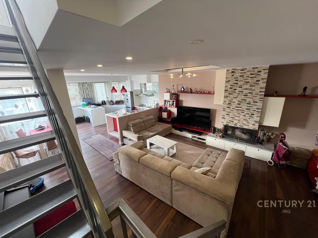 🏡 Shitet Apartament 2+1+2 me Tarracë të Madhe | Pranë Selvies, Tiranë