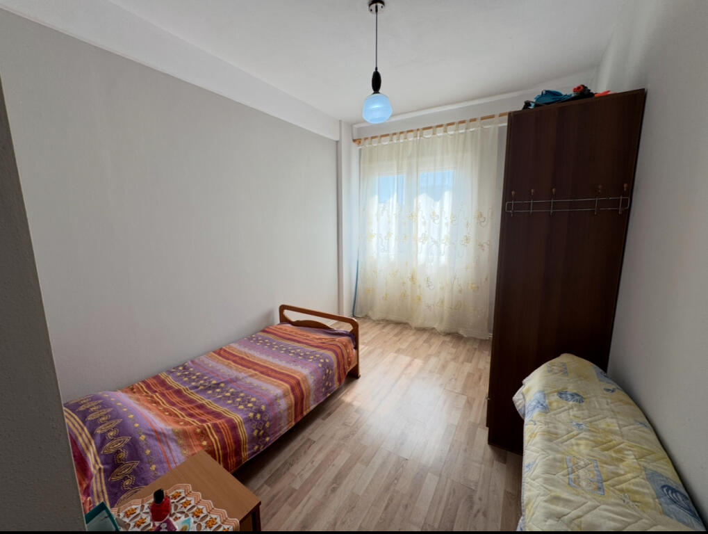 APARTAMENT 2+1 PER QIRA NE MISTO MAME !