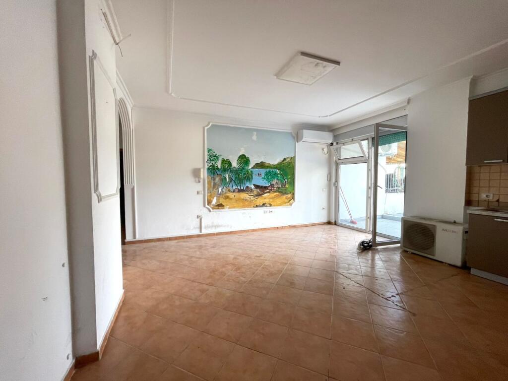 APPARTAMENTO 2+1 IN AFFITTO IN VIA ELBASANI