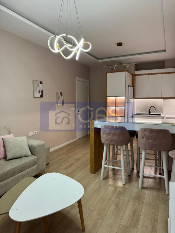 Affittasi appartamento 2+1+2 Casa Italia