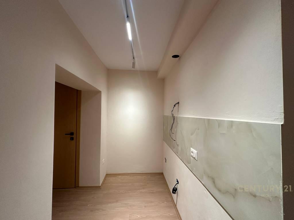 🏢 Spazio Ufficio in Affitto | Myslym Shyri – 50 m²