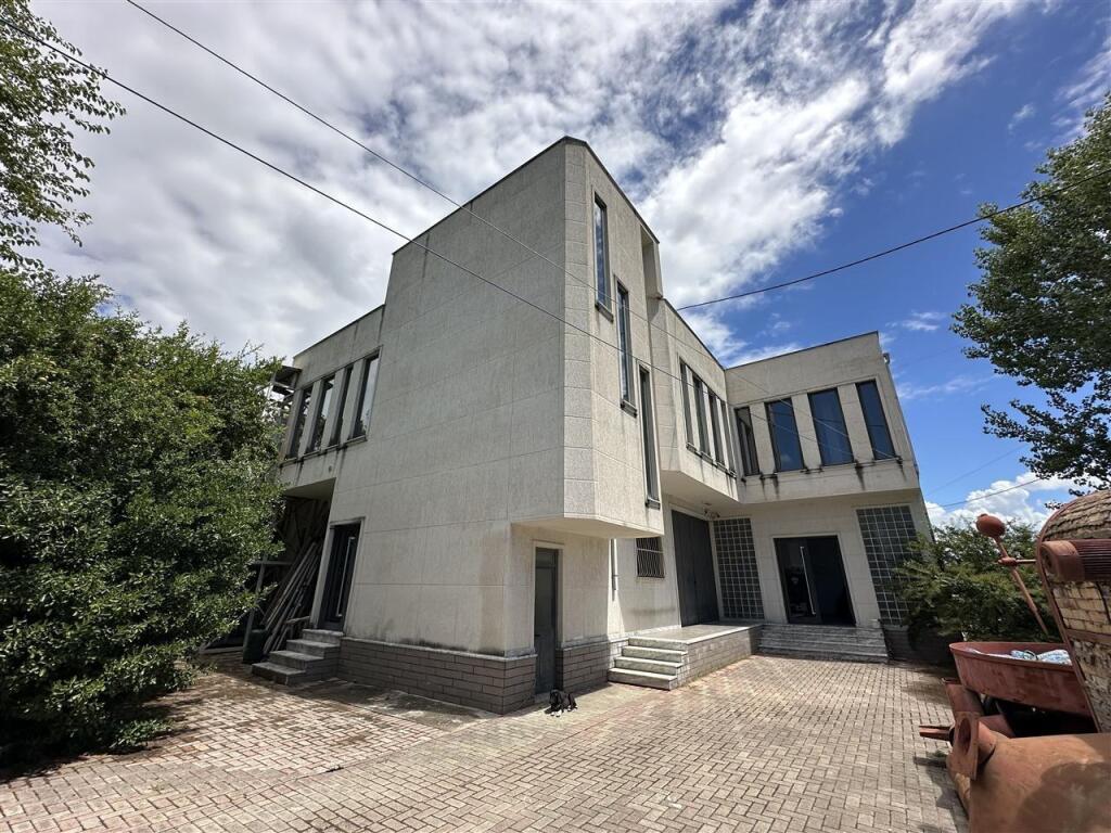 🏡 2-Storey Building for Sale in Shijak, Durres