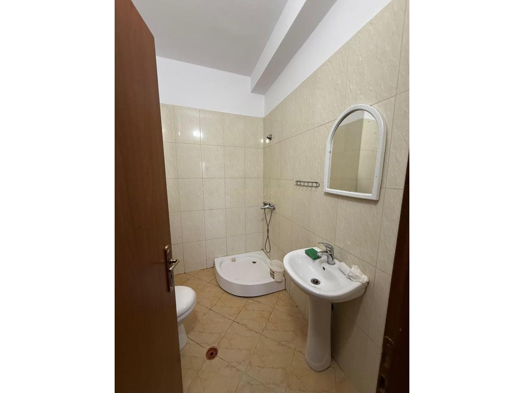 Apartament 1+1 per shitje ne hyrje te Astirit