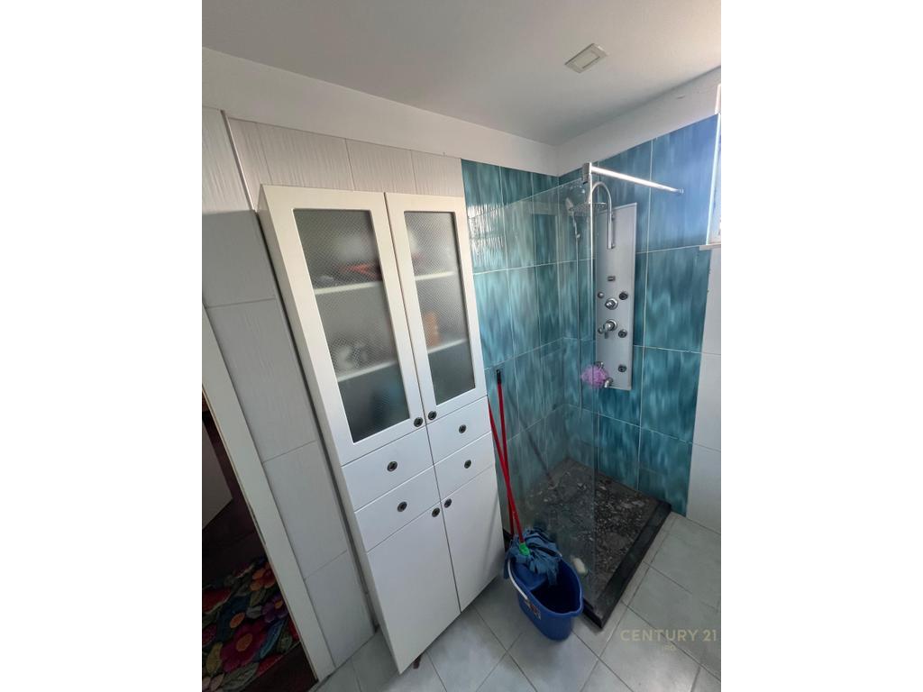 🏡 Shitet Apartament 2+1+2 me Tarracë të Madhe | Pranë Selvies, Tiranë