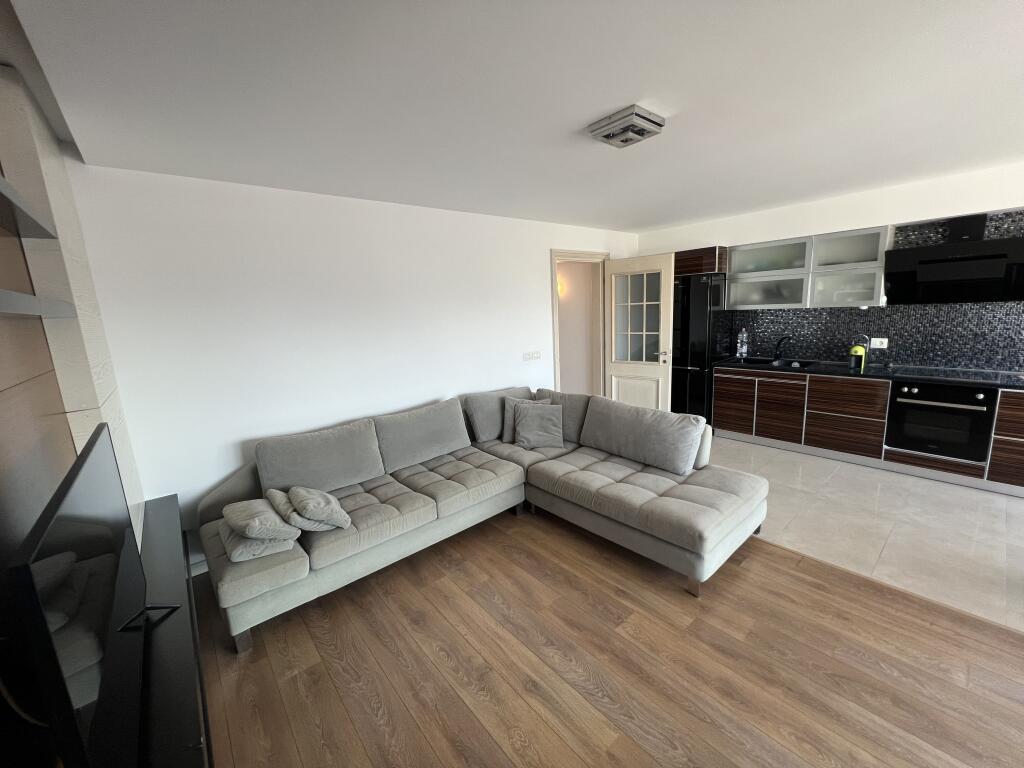 FOR SALE APARTMENT 2+1+BALCONY IN THE CENTER OF DURRËS
