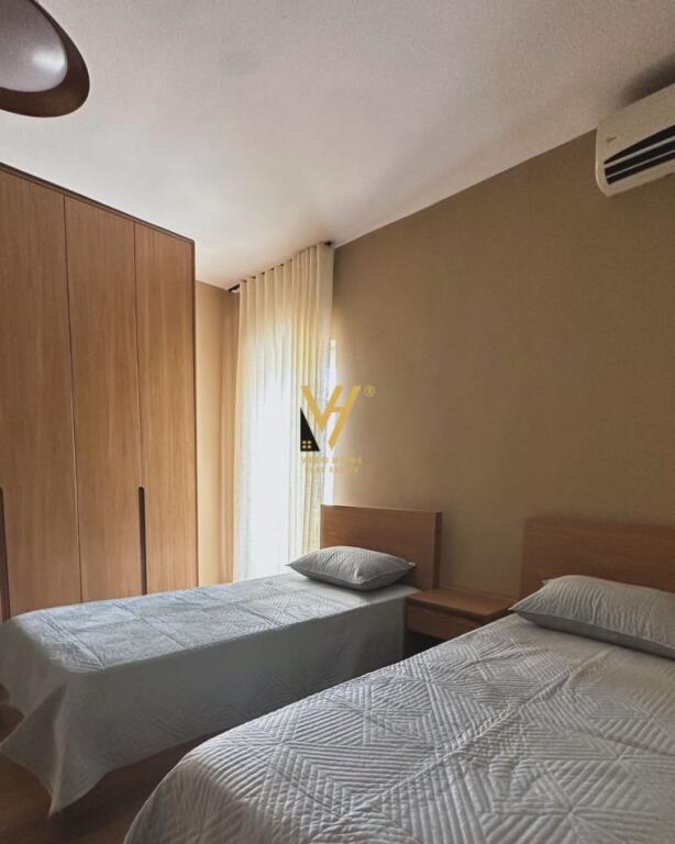 AFFITTASI APPARTAMENTO 2+1+BLK PRESSO IL COMUNE DI PARIGI 1.000 EURO