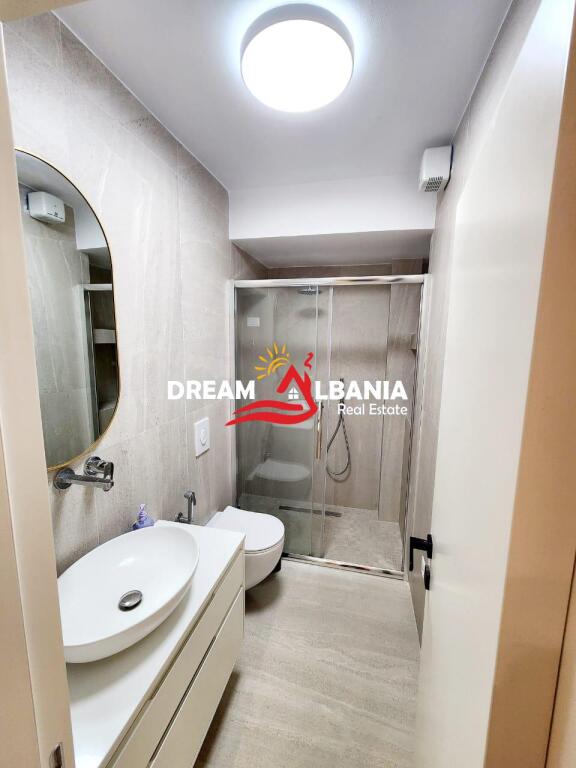 Appartamento 2+1 in affitto a Xhamllik vicino a Piazza Sheshit Shtraus a Tirana(ID 4229456)