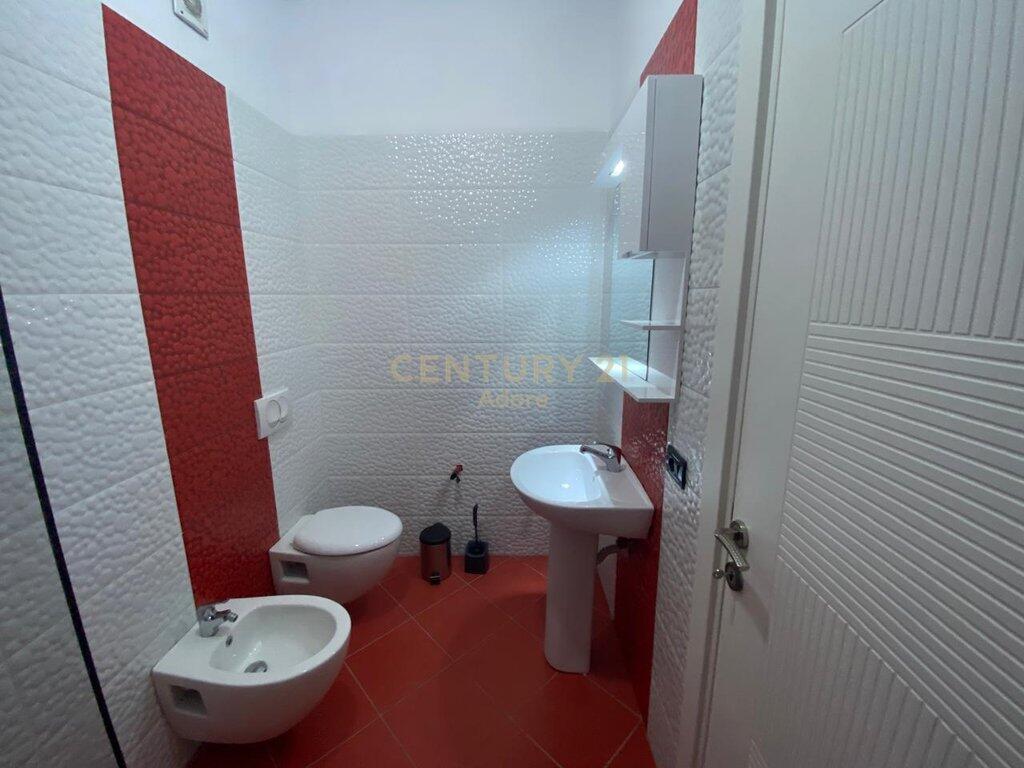 🏠 Apartament 2+1 në Pallat të Ri | Kati i 5-të me Ashensor