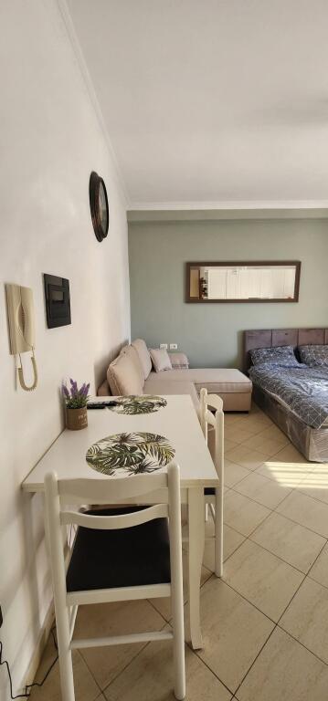 Studio In Vendita Vicino Al Porto Di Vlora