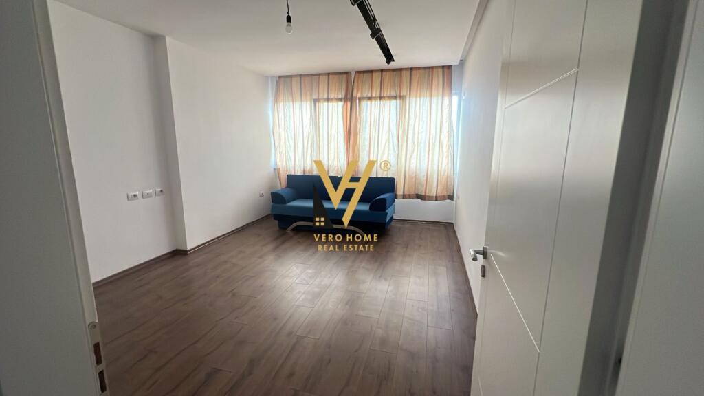 OFFICE 2+1+BLK FOR RENT IN ASTIR 600 EURO