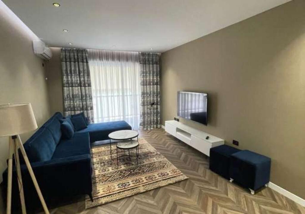 APPARTAMENTO IN AFFITTO 1+1 COMUNE DI PARIGI 600 EURO