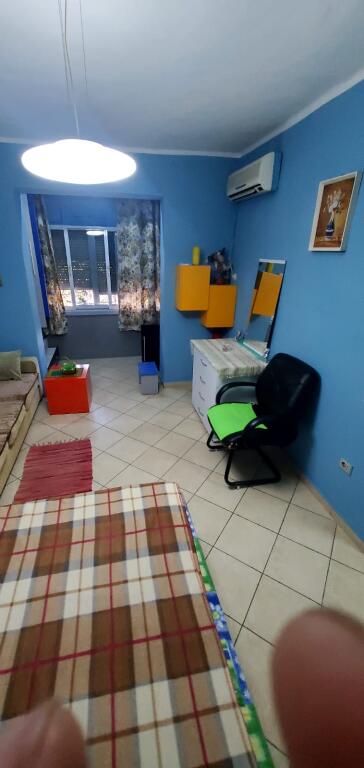 Appartamento 1+1 con cucina separata in affitto in Via Bardhyl