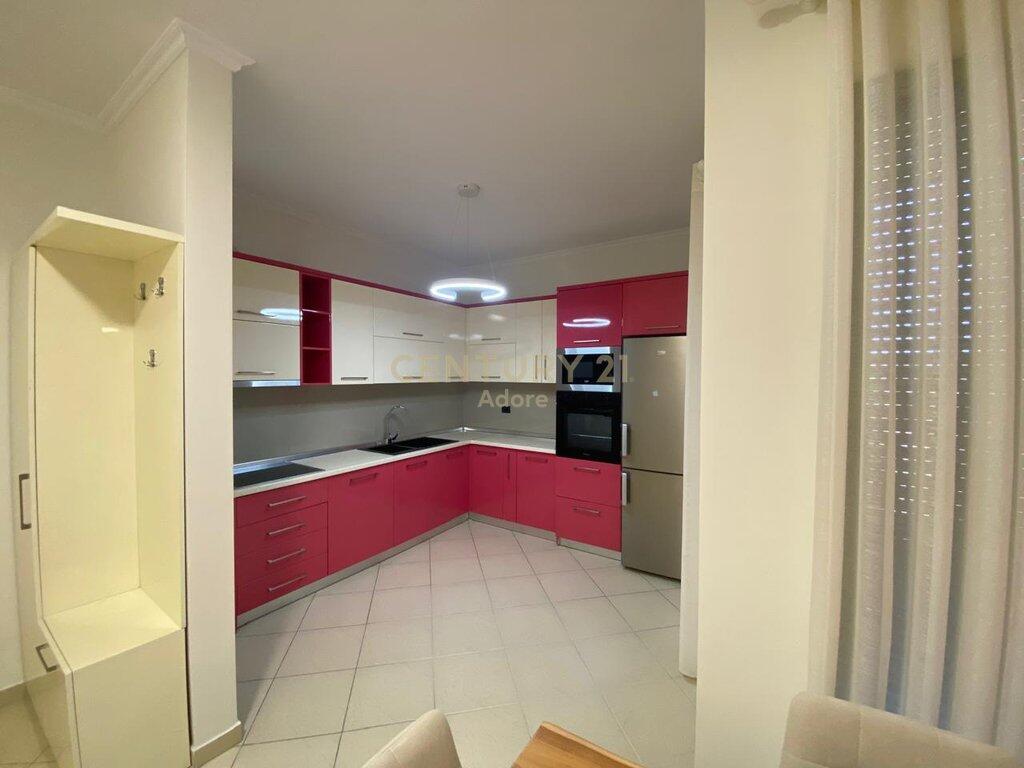 🏠 Apartament 2+1 në Pallat të Ri | Kati i 5-të me Ashensor