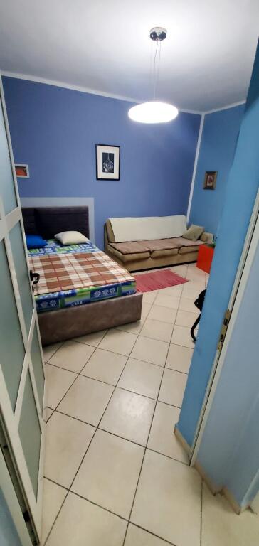 Appartamento 1+1 con cucina separata in affitto in Via Bardhyl