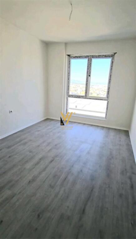 OFFICE 65 M2 FOR RENT AT UNIVERS CITY 600 EURO
