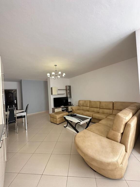 Apartament 2+1+2 per qira pranë Drejtorise se Policisë, Durrës!