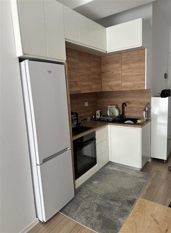 Apartament 1+1 me qira ne Mangalem