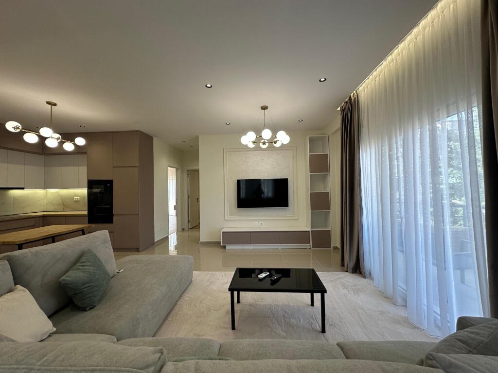 APARTAMENT 2+1+2 ME POST PARKIMI | ME QIRA | LIQENI I FARKËS*
