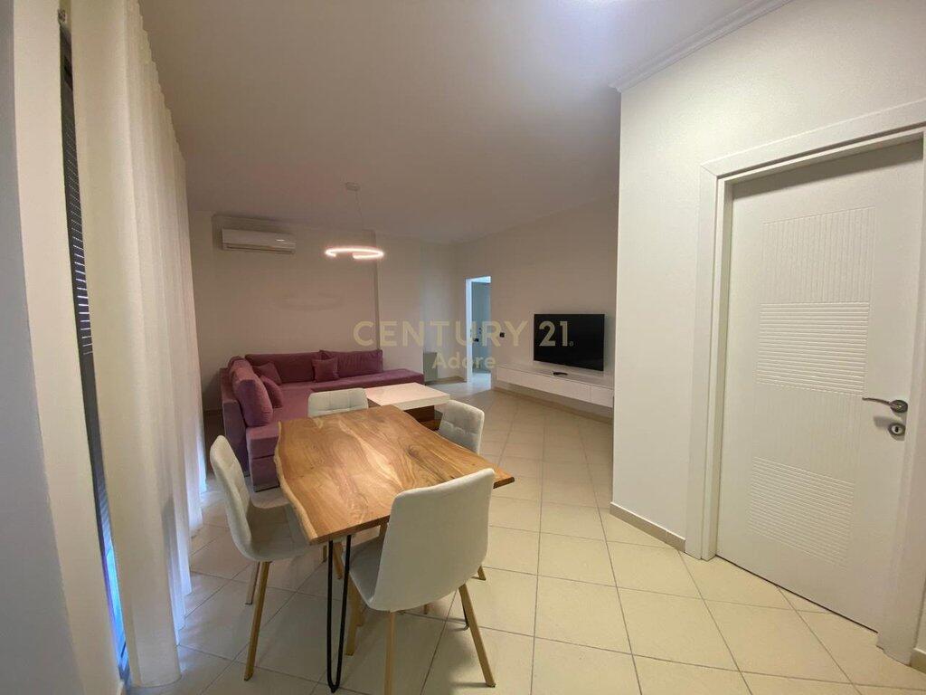 🏠 Apartament 2+1 në Pallat të Ri | Kati i 5-të me Ashensor