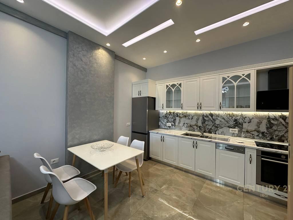 🏡 In Affitto | Appartamento 1+1 in Square 21 – 65.5 m² | Vita Confortevole in uno dei Complessi più Qualitativi di Tirana!