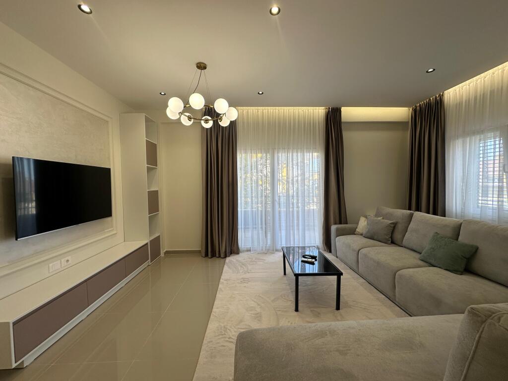 Apartment 2+1 is given at Liqeni i Farkes!