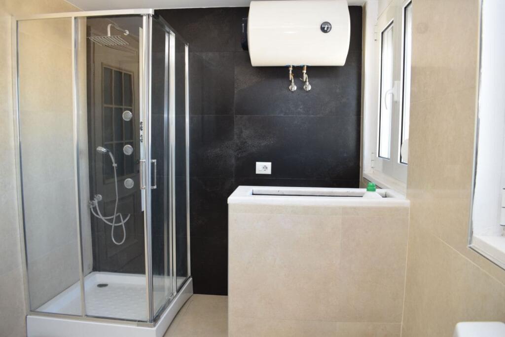 FOR SALE APARTMENT 2+1+BALCONY IN THE CENTER OF DURRËS