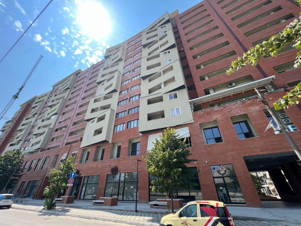 📣 VENDESI SUPER Appartamento 1+1, Di fronte all'Ospedale Americano 3