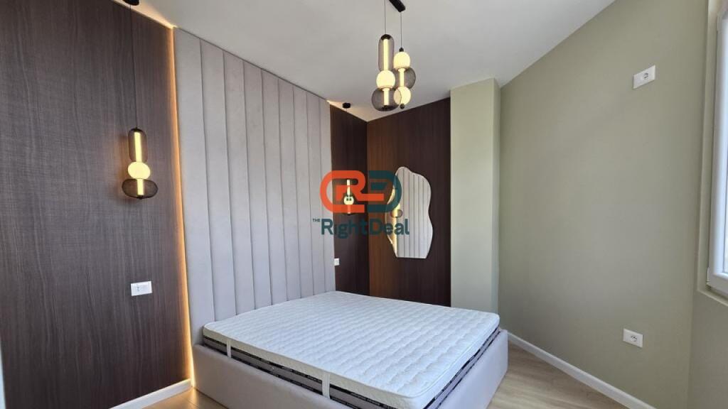 Tek Rruga E Bogdaneve, Shitet Apartament 1+1, Totalisht I Investuar !!