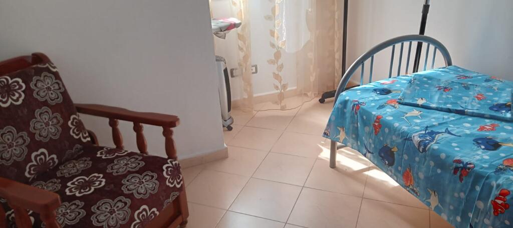 Apartament komod me ventilim, dritë dhe pamje të bukur