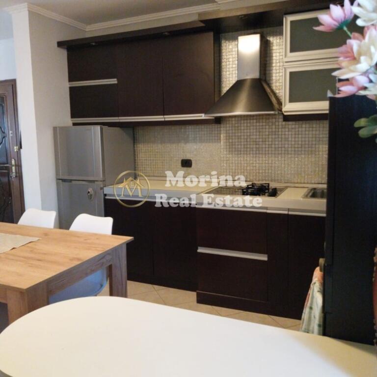 Qera, Apartament 2+1, Ura Tabakeve, 800 Euro/muaj