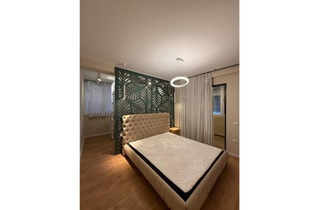 Shitet Apartament 2+2 ne Fresk
