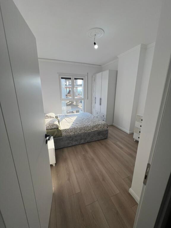 APARTAMENT ME QERA 1+1
