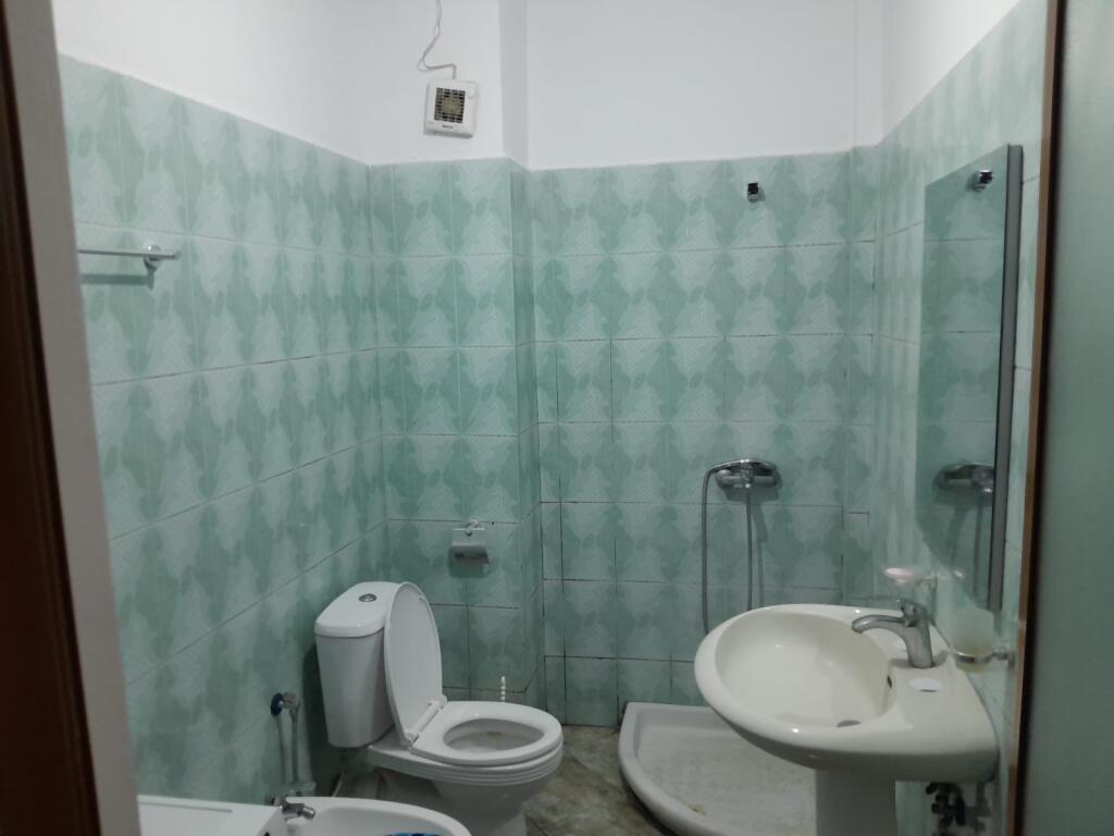 Jepet me qira apartament 2+1 ASTIR BULEVARD TE BAR OXYGEN 400 mije leke