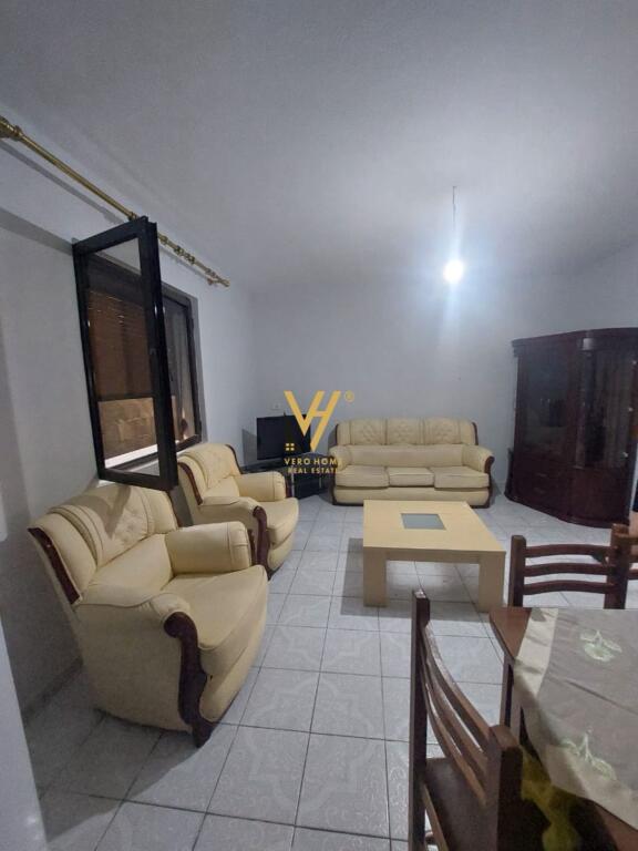 JEPET APARTAMENT 1+1+BLK ME QERA TE KODRA E DIELLIT 40.000 LEKE