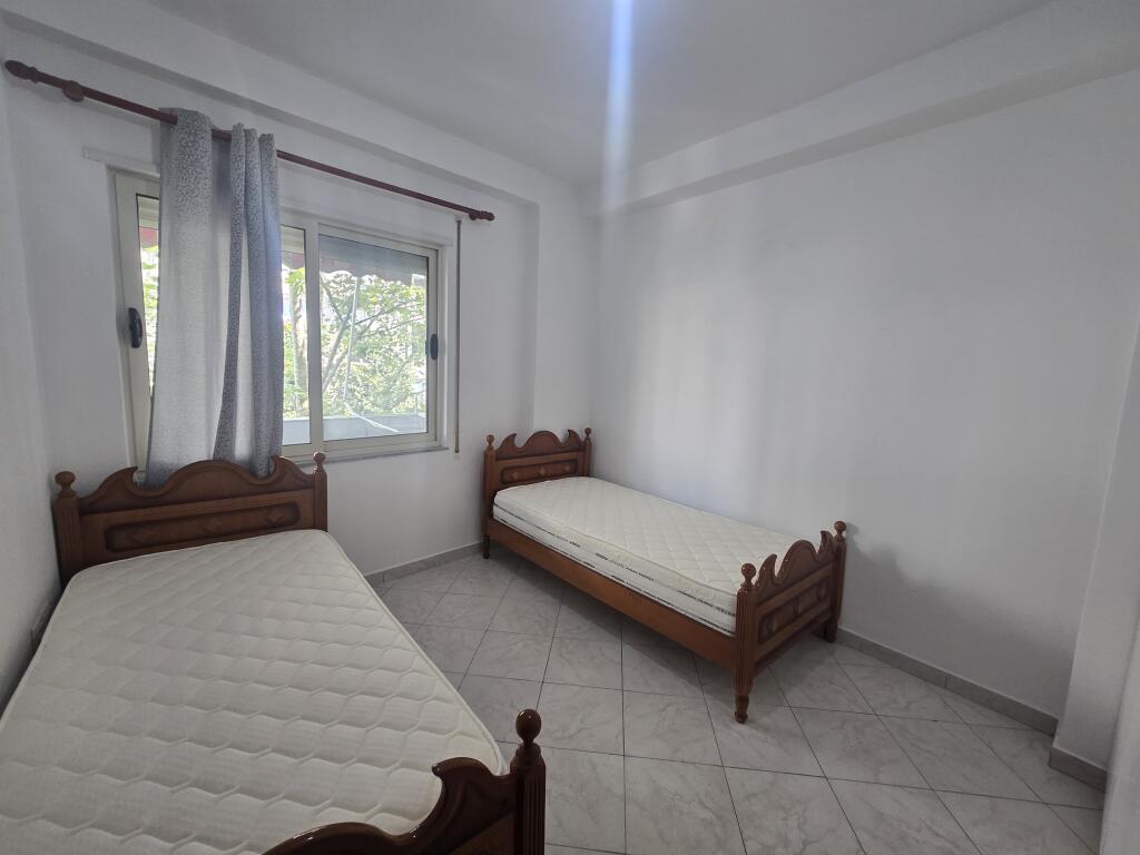 Apartament  2+1+ Ballkon me Qira ne Astir