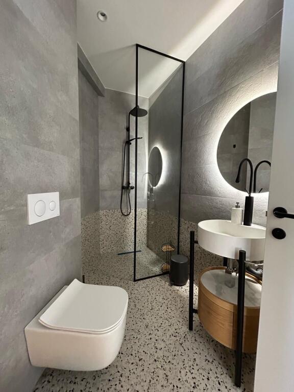 Apartment me qera 2+1+3+parkim Vila Gold