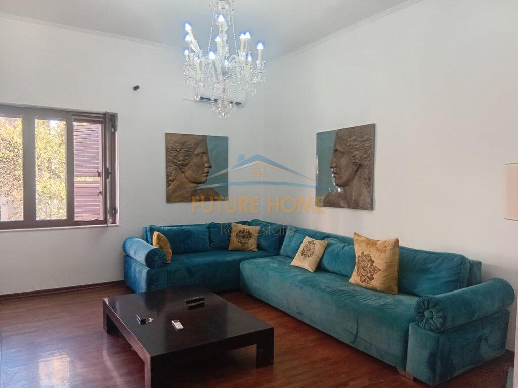 Qera, Apartament 2+1+2, Qender, Rruga Dibres, Tiranë.
