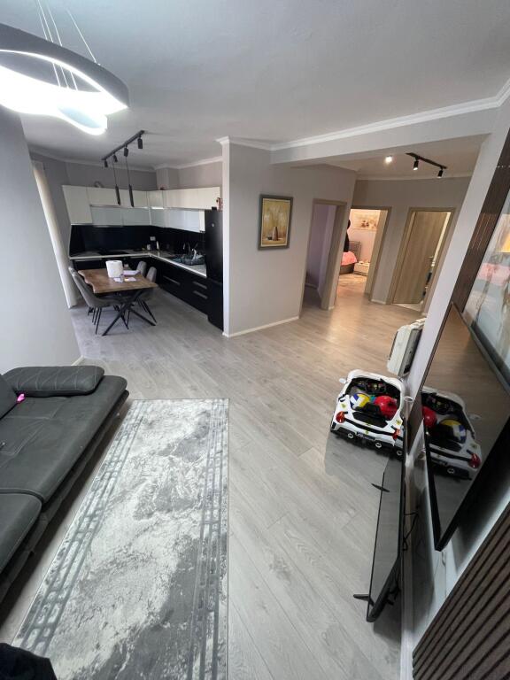 SUPER APARTAMENT NE SHITJE 3+1+2  NE ASTIR , TIRANE