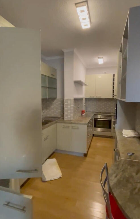 Affittasi appartamento 2+1+2 in Via dei Kosovari