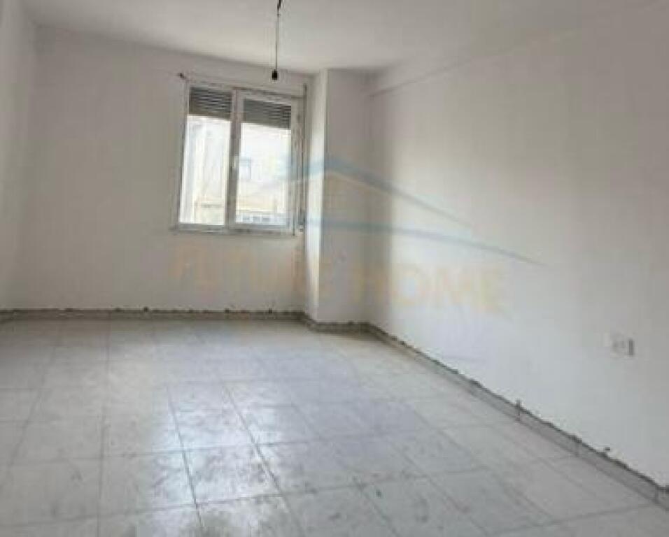Vendesi appartamento 2+1 in Relux Residence, Shkozë